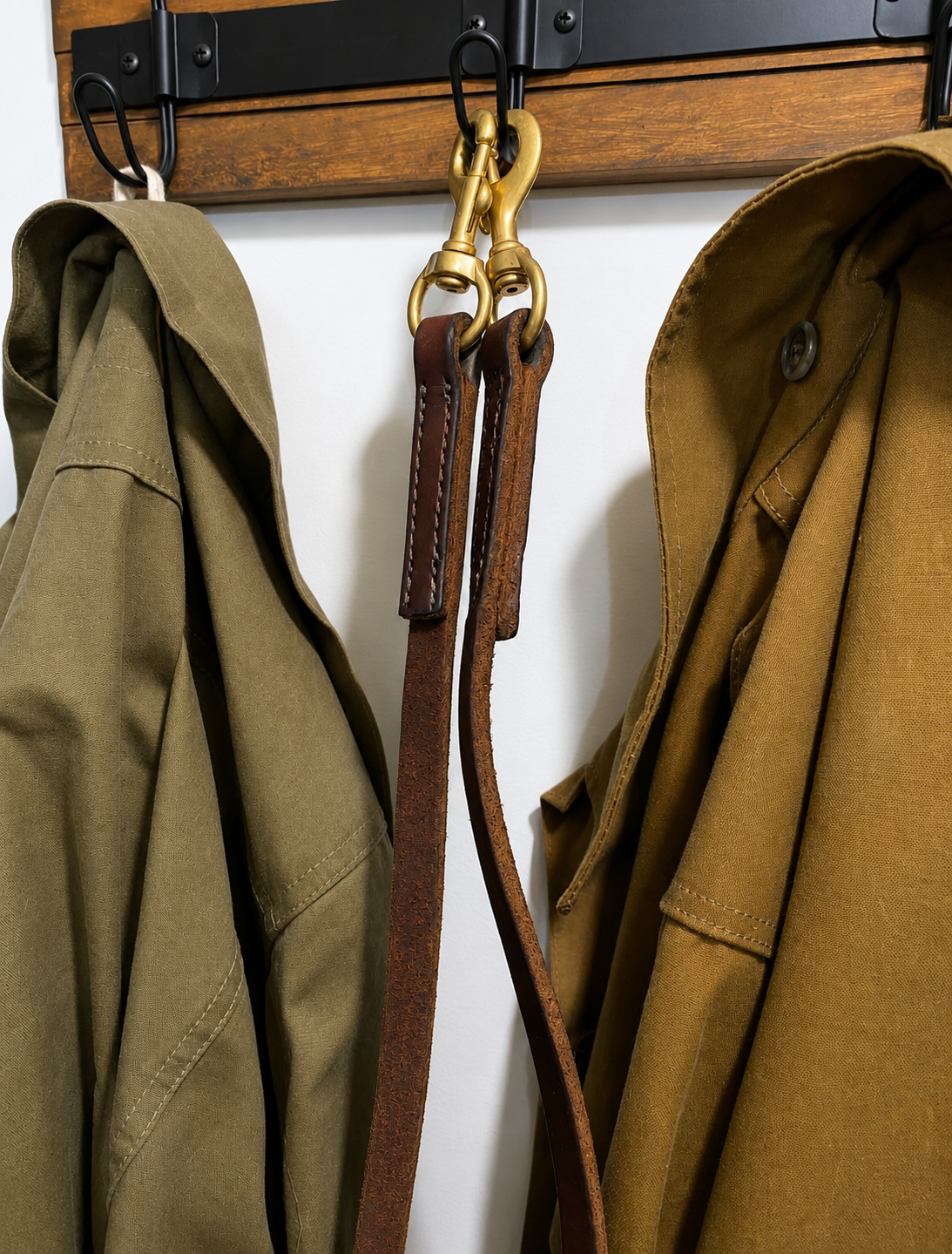 Dual-snap Hermann Oak leather working dog lead